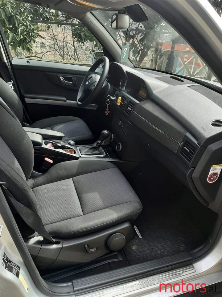 2010' Mercedes-Benz 220 photo #6