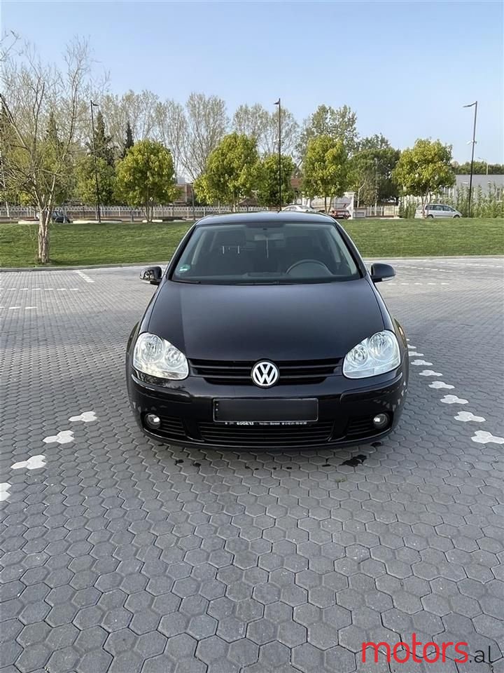 2006' Volkswagen Golf photo #3