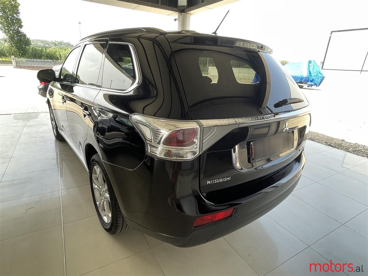 2013' Mitsubishi Outlander photo #6