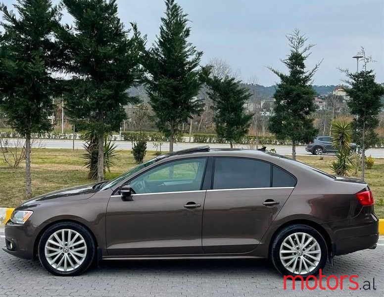 2014' Volkswagen Jetta photo #3