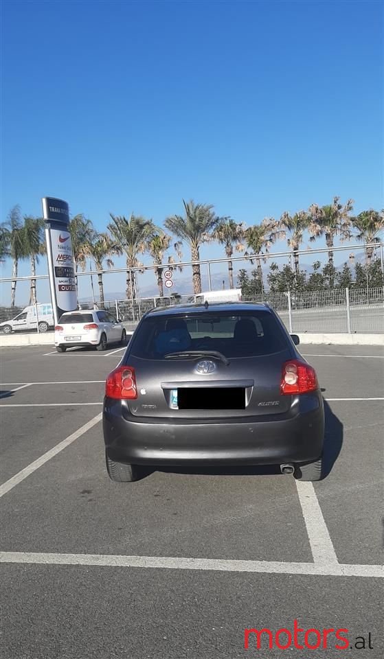 2009' Toyota Auris photo #3