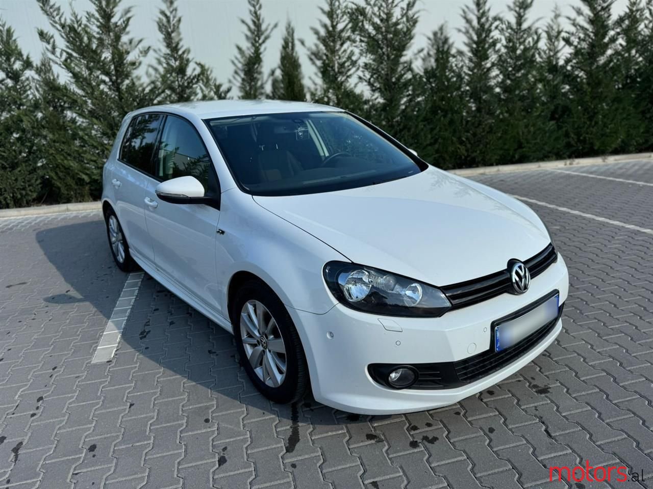 2012' Volkswagen Golf photo #1