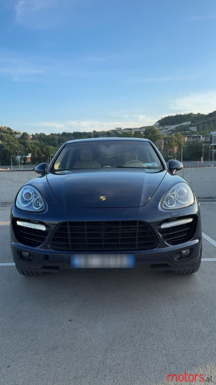 2013' Porsche Cayenne photo #6