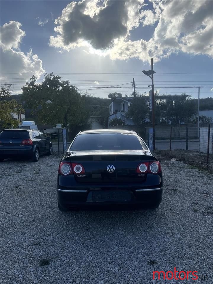 2008' Volkswagen Passat photo #5