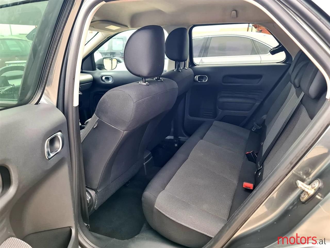 2015' Citroen C4 photo #4