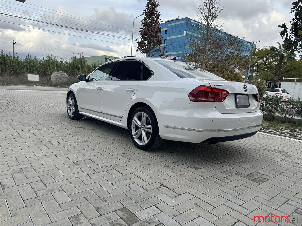 2012' Volkswagen Passat photo #5