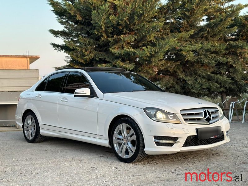 2014' Mercedes-Benz C 220 photo #3