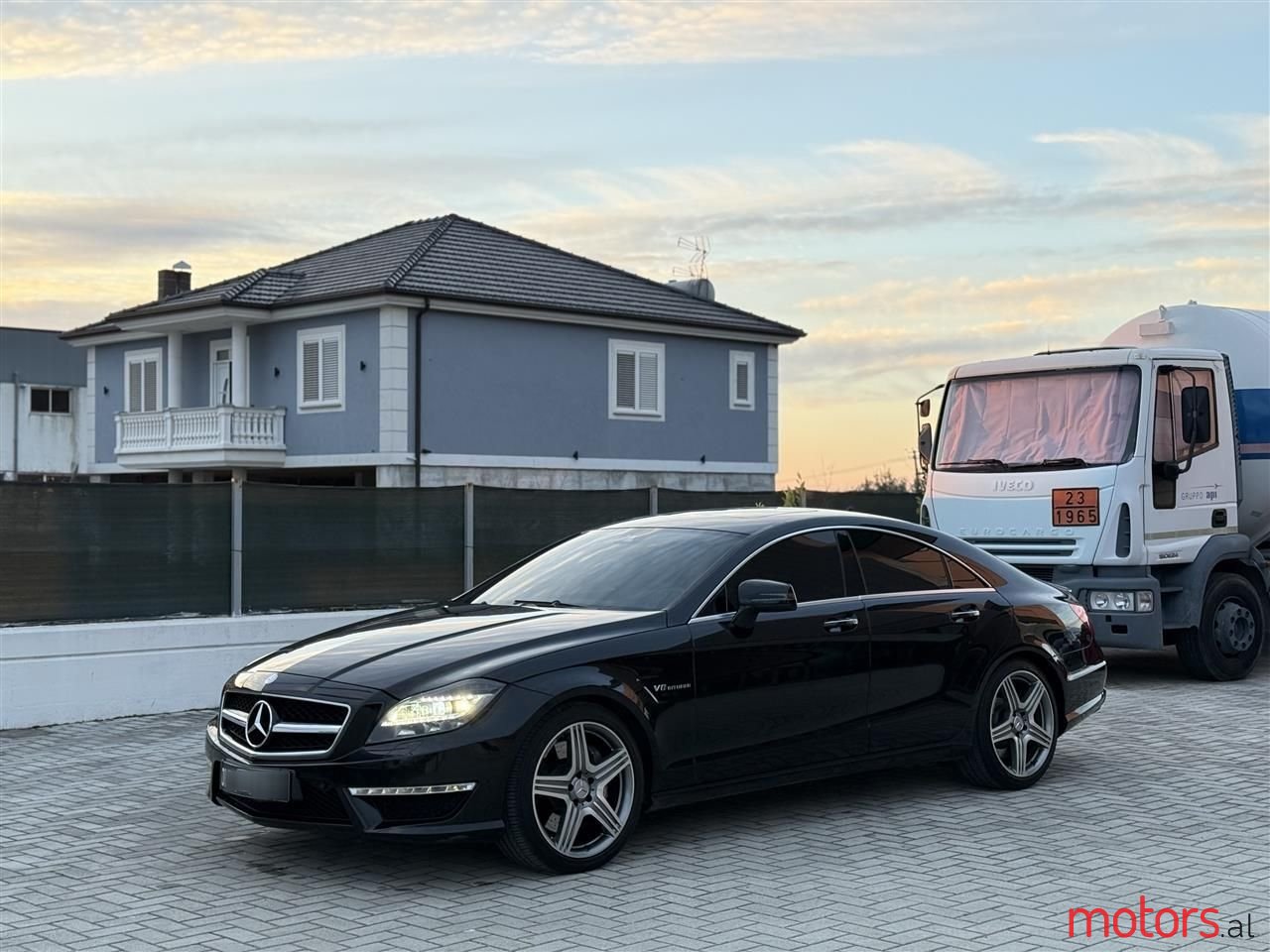 2013' Mercedes-Benz CLS 63 AMG photo #1