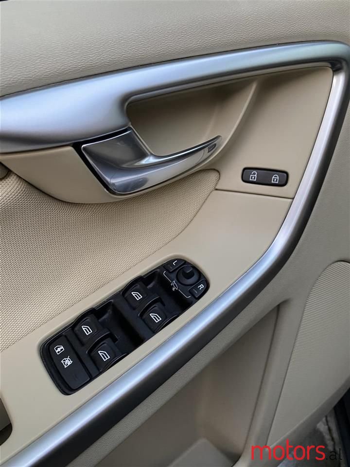 2009' Volvo Xc 60 photo #5