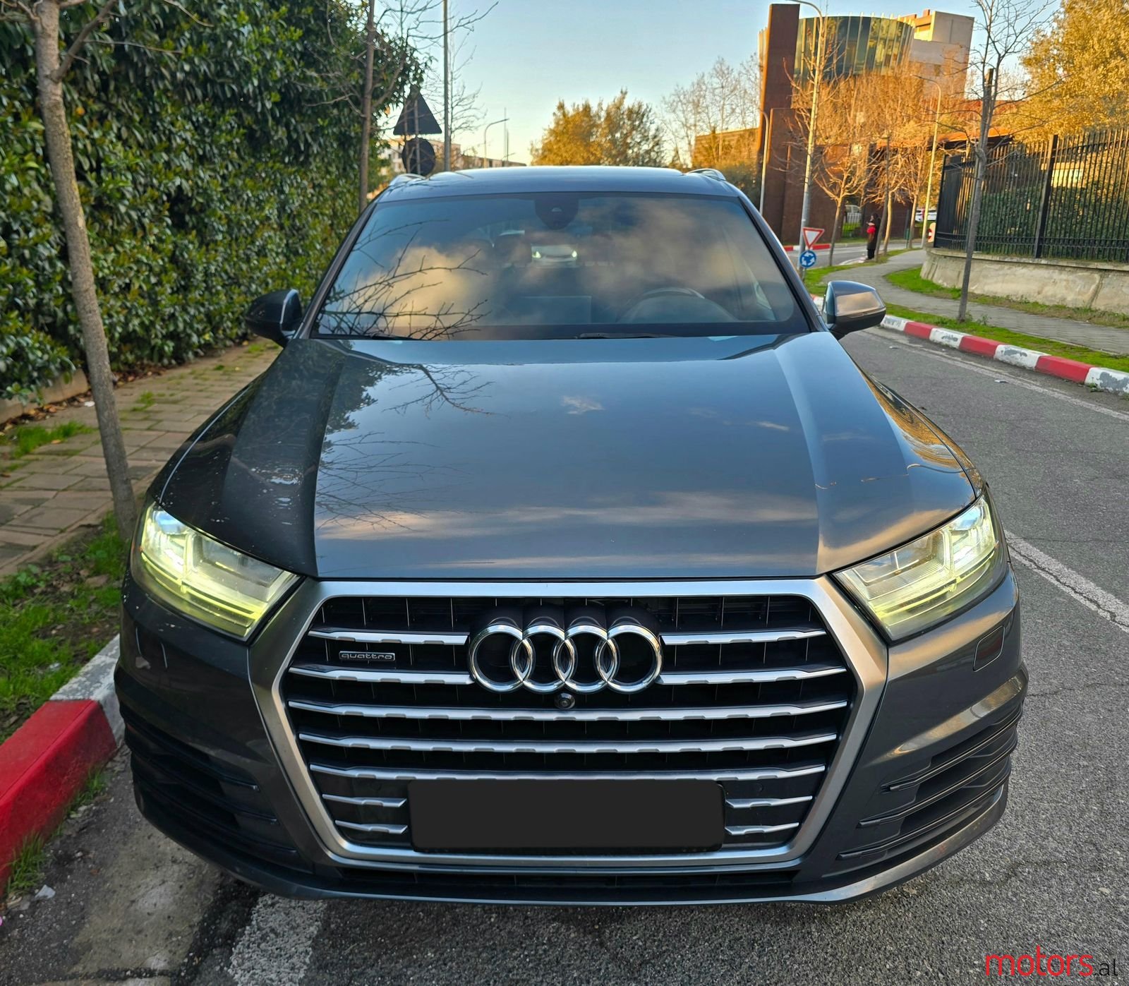2017' Audi Q7 photo #2