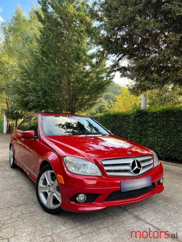 2010' Mercedes-Benz C 300 photo #2
