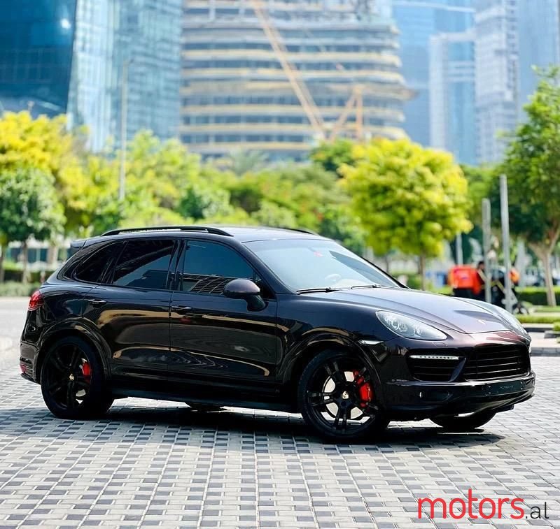 2014' Porsche Cayenne photo #1