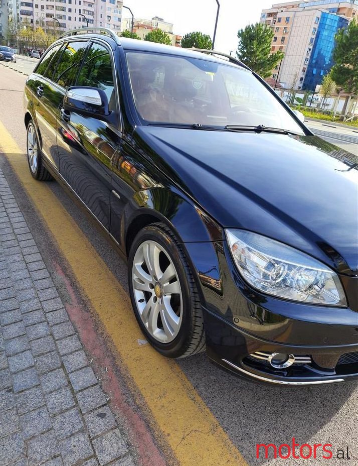 2009' Mercedes-Benz C 220 photo #1
