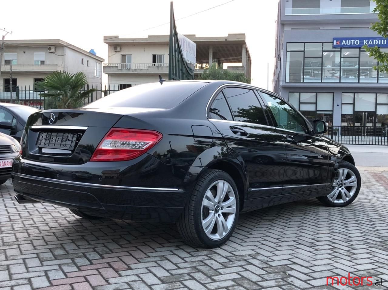 2008' Mercedes-Benz C 200 photo #3