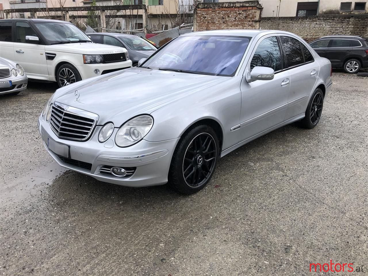 2008' Mercedes-Benz E 320 photo #3