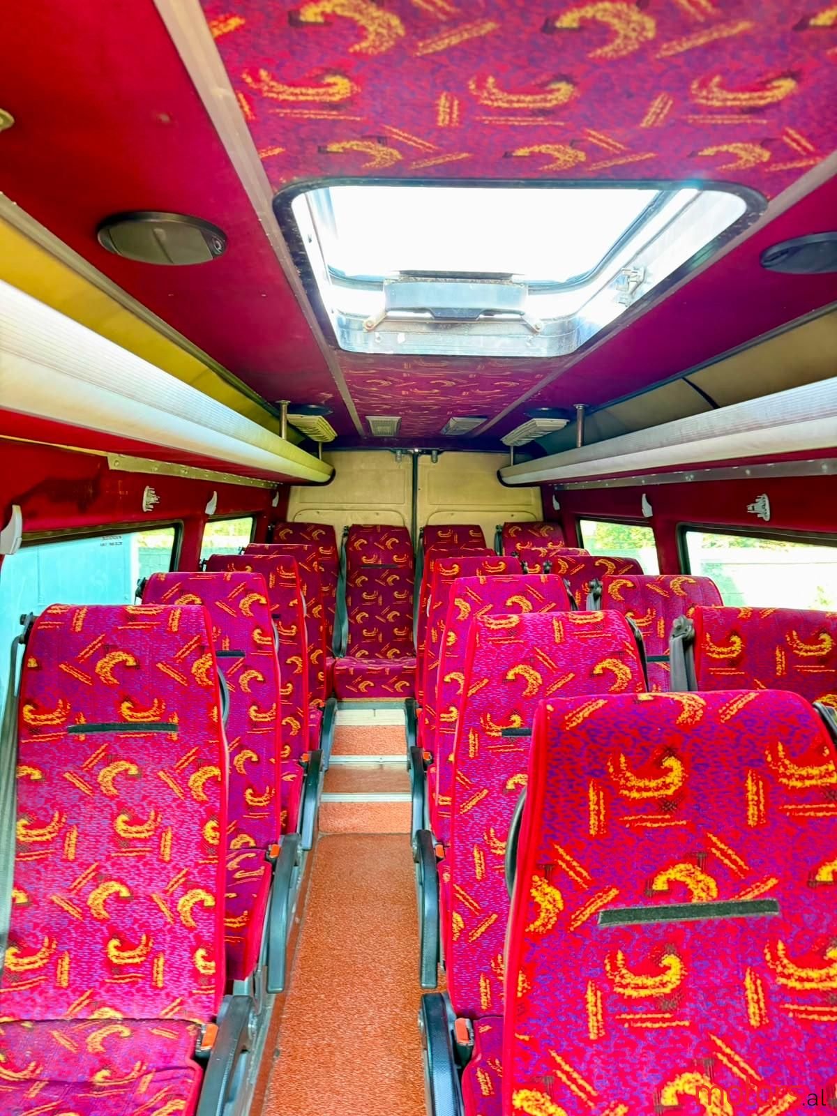 2008' Mercedes-Benz Sprinter photo #4