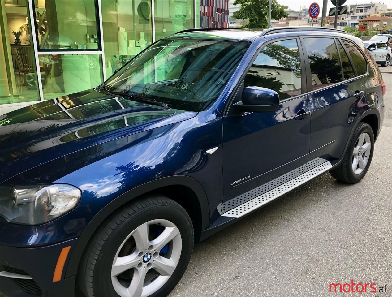 2011' BMW X5 photo #1