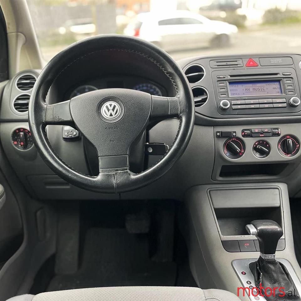 2007' Volkswagen Golf Plus photo #6