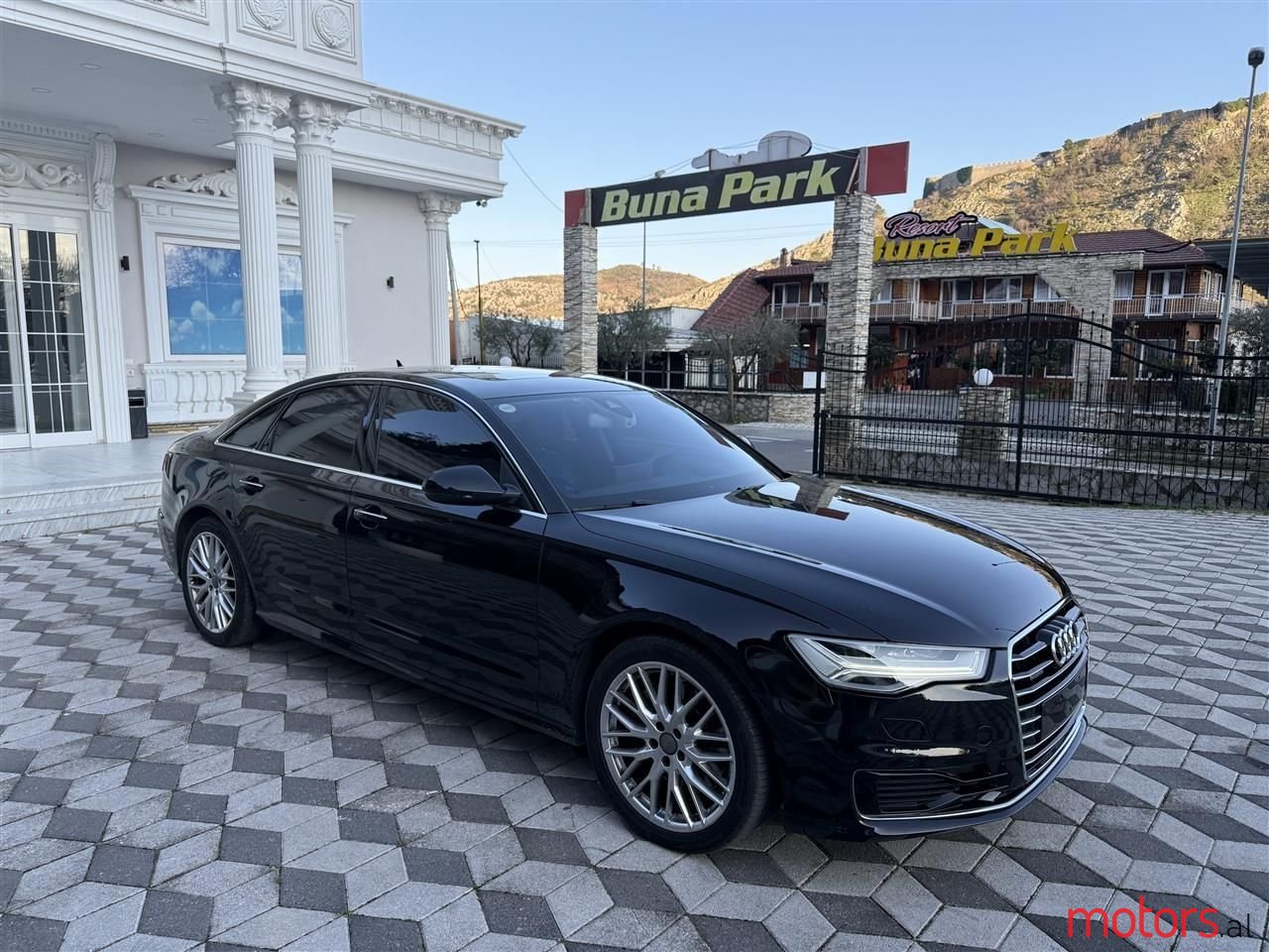 2015' Audi A6 photo #1