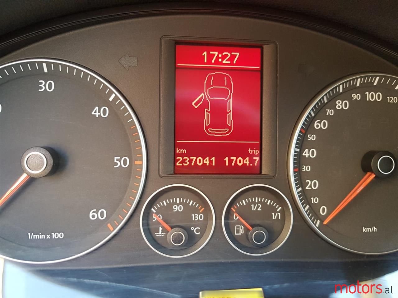 2008' Volkswagen Golf photo #3