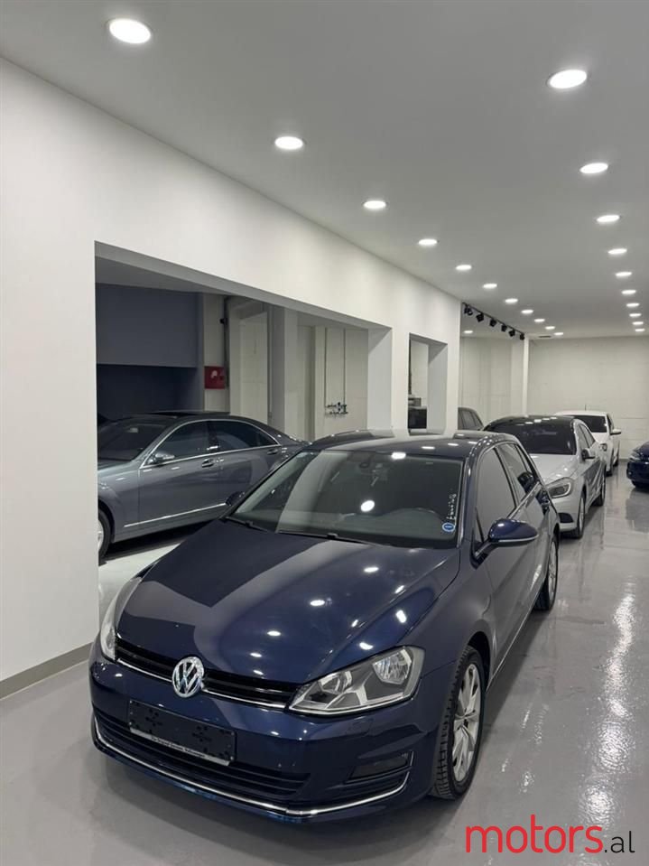 2014' Volkswagen Golf photo #1