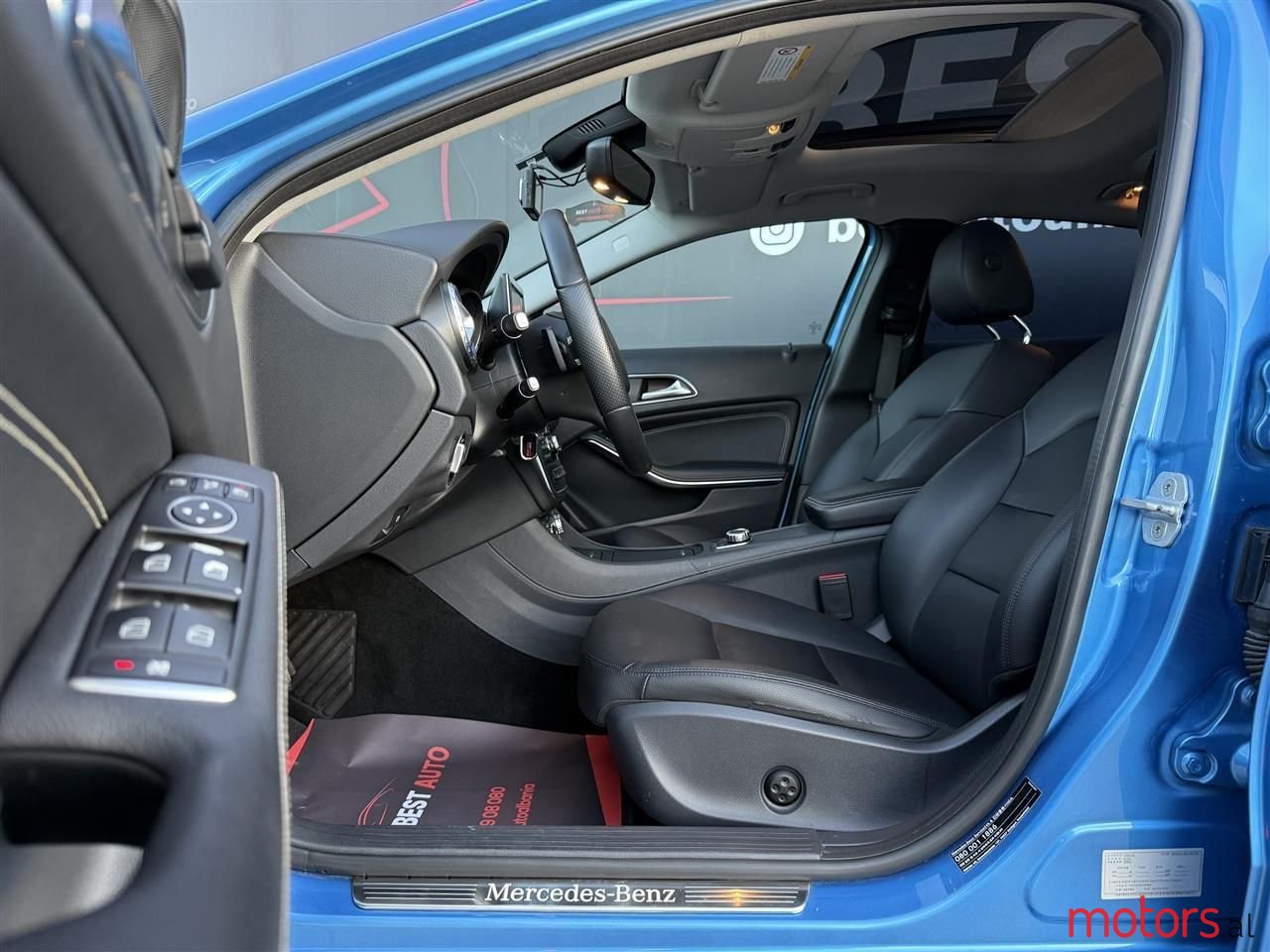 2015' Mercedes-Benz GLA 200 photo #1