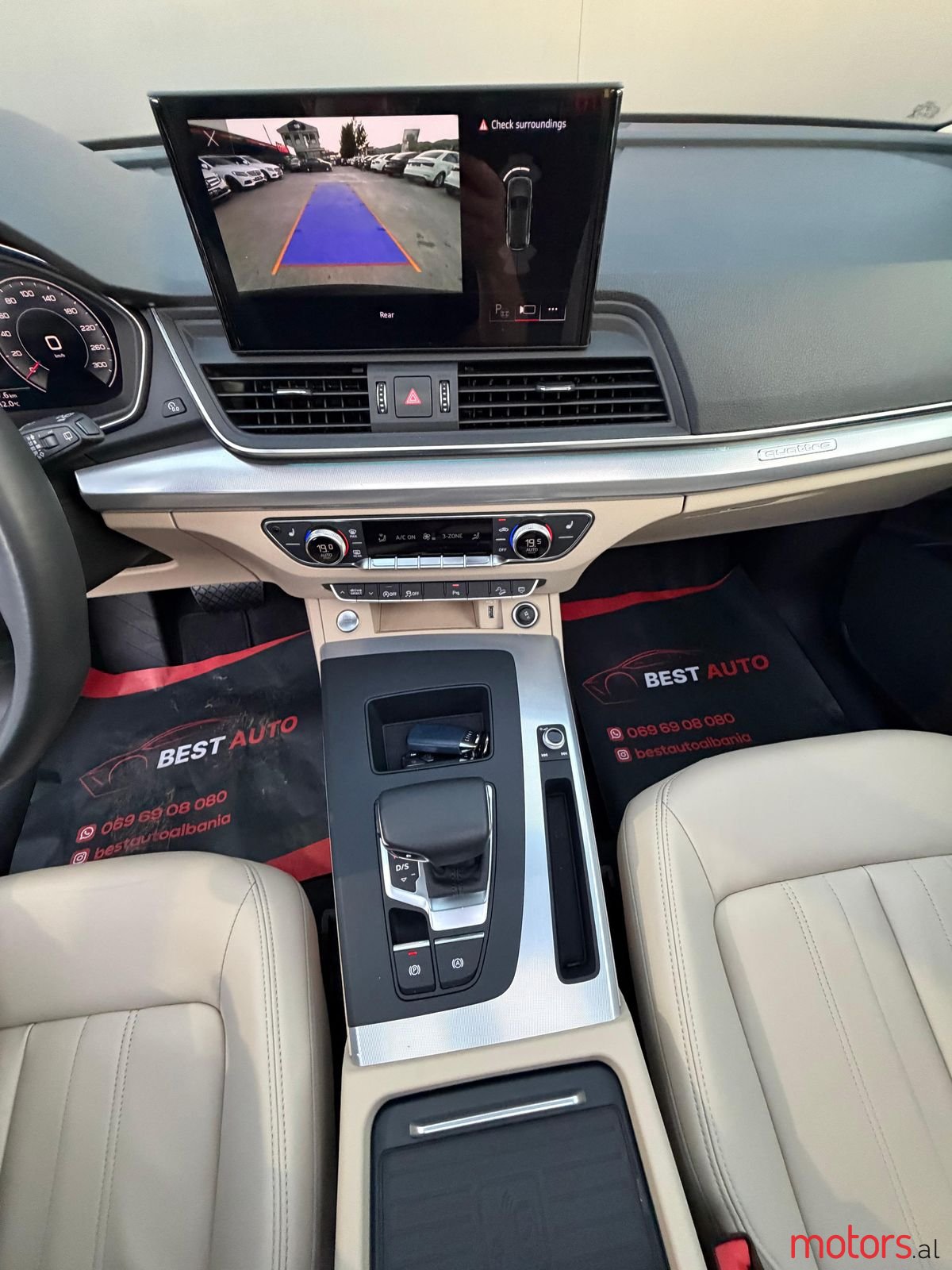 2022' Audi Q5 photo #2