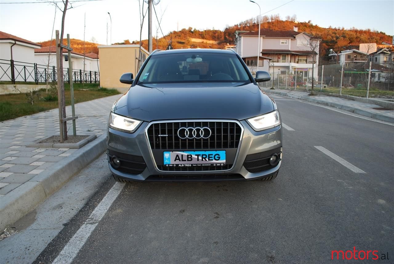 2013' Audi Q3 photo #4
