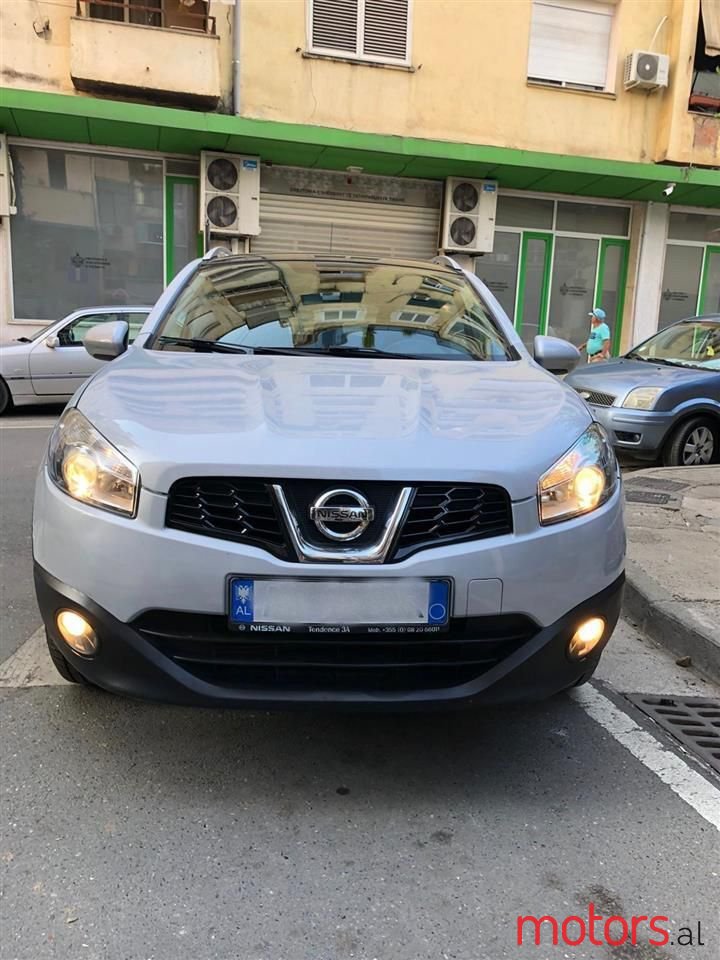 2011' Nissan Qashqai photo #1