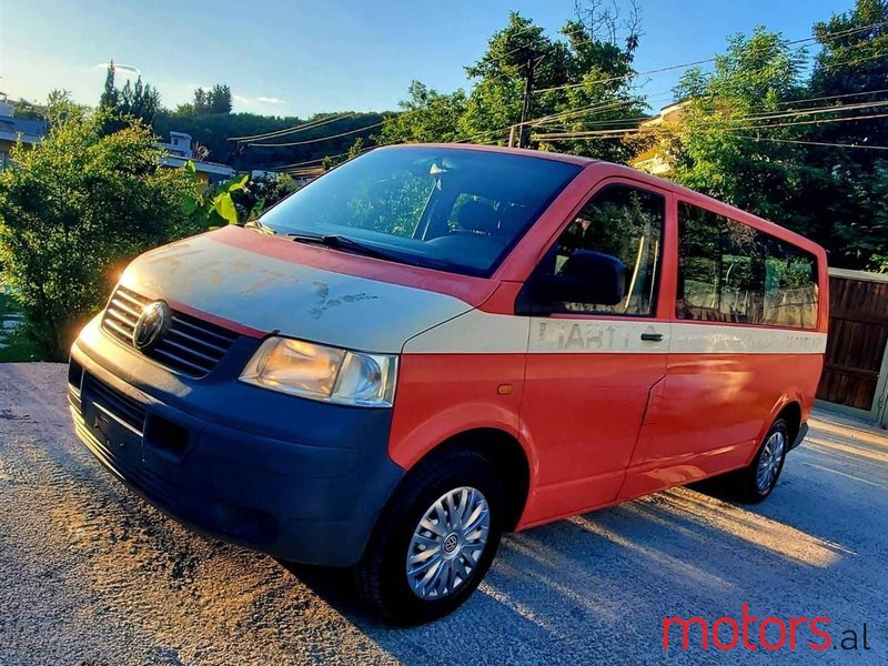 2008' Volkswagen T5 Transporter photo #1