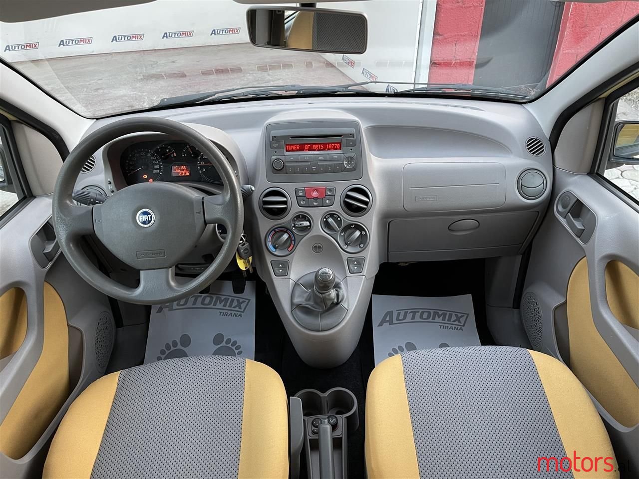2006' Fiat Panda photo #2