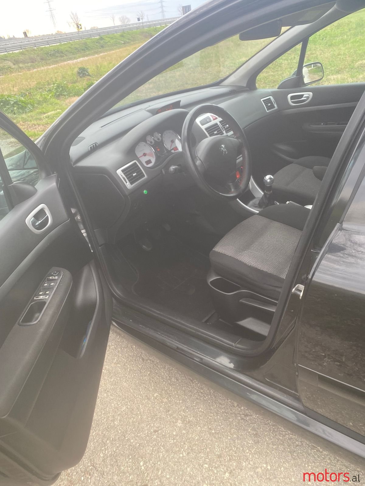 2007' Peugeot 307 photo #6