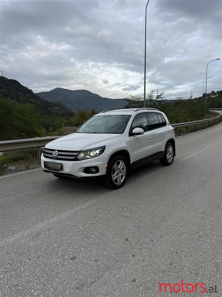 2013' Volkswagen Tiguan photo #1