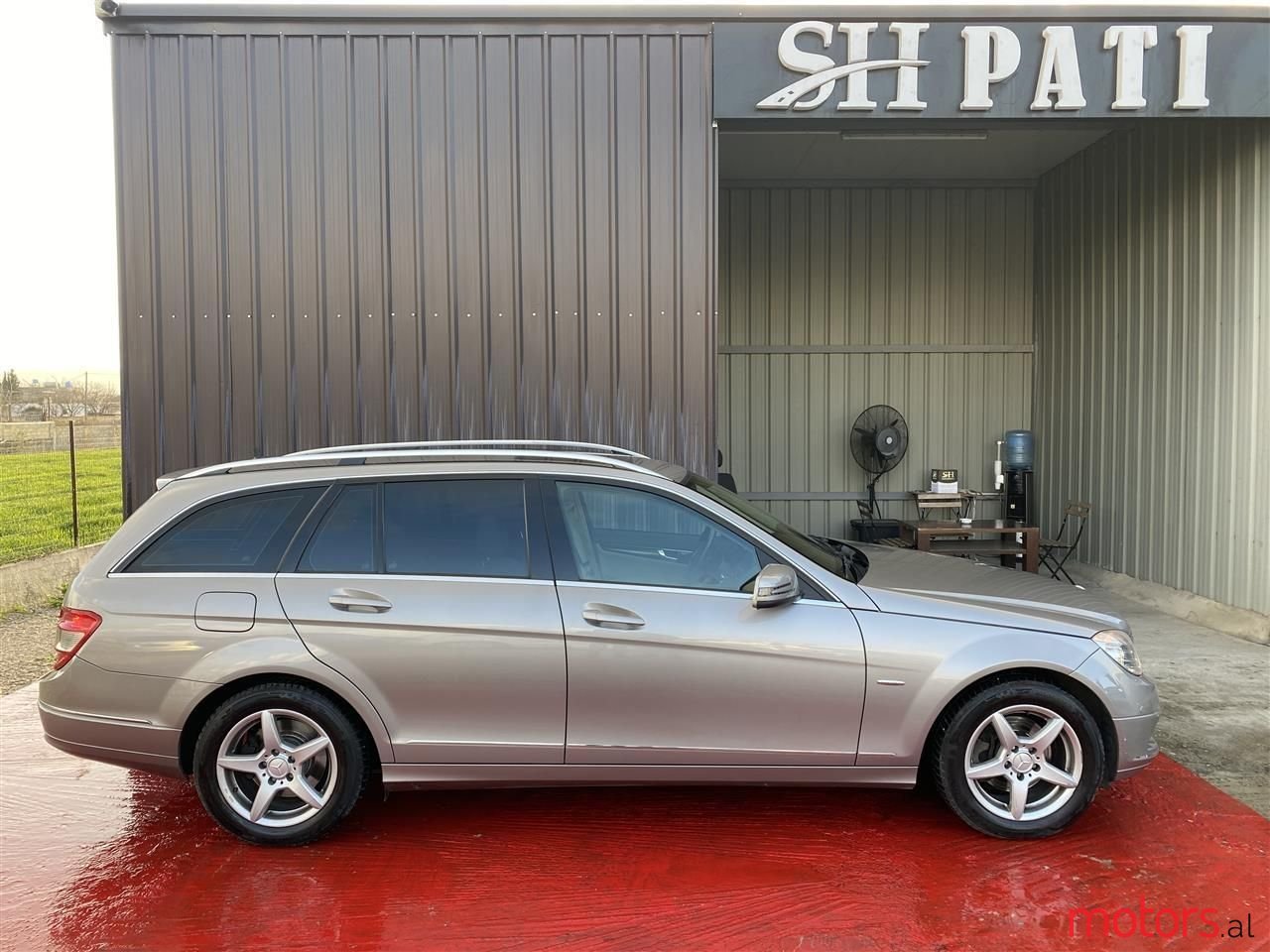 2009' Mercedes-Benz C 220 photo #2