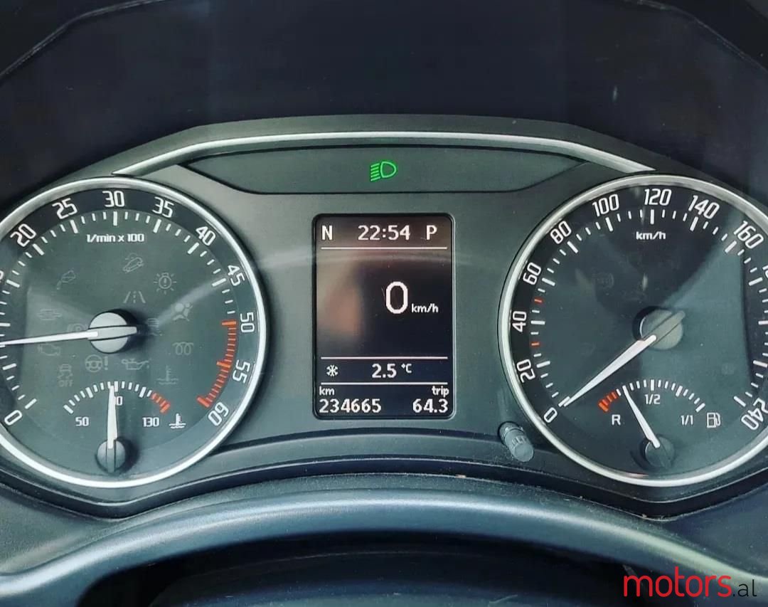 2013' Skoda Octavia photo #6