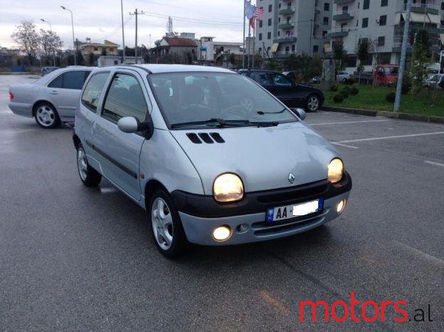 2002' Renault Twingo photo #2