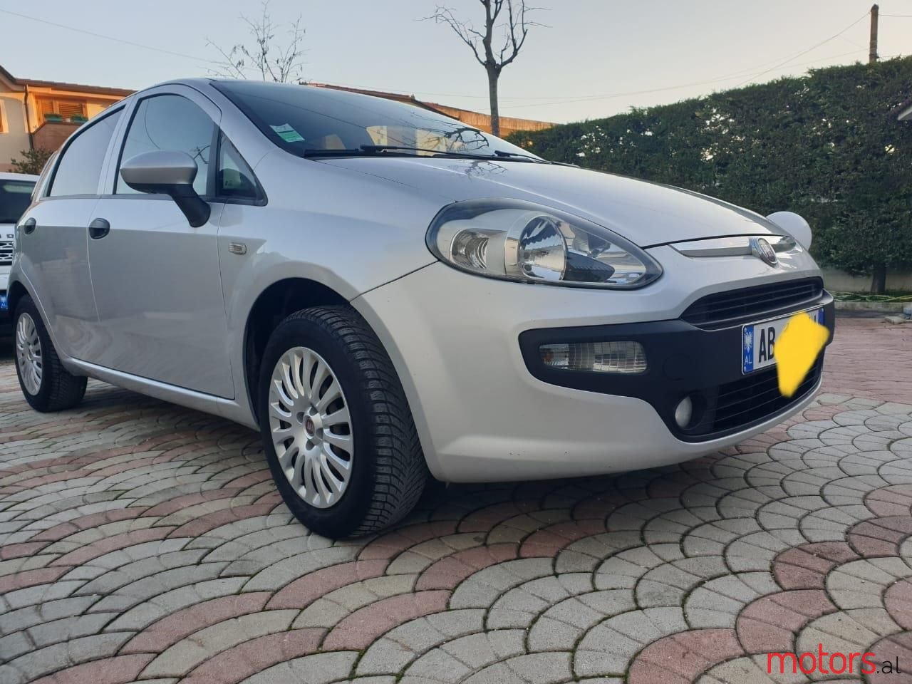 2011' Fiat Grande Punto photo #4