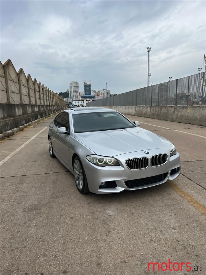 2011' BMW 535 photo #1