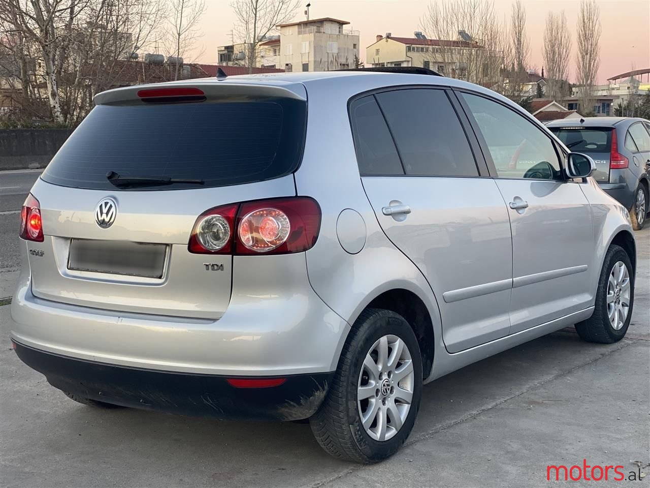 2005' Volkswagen Golf Plus photo #2