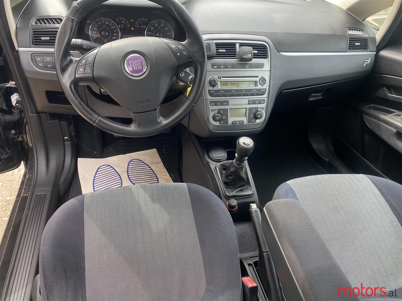 2008' Fiat Punto photo #2