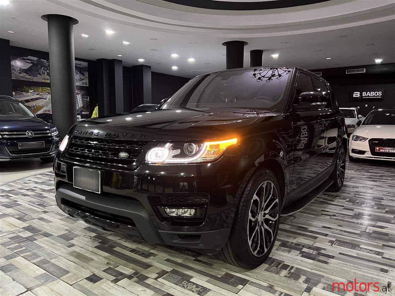 2016' Land Rover Range Rover Sport photo #5