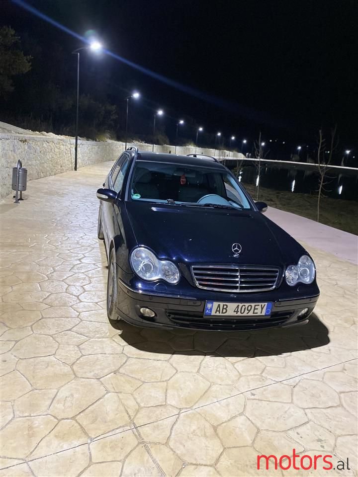 2005' Mercedes-Benz C 220 photo #4
