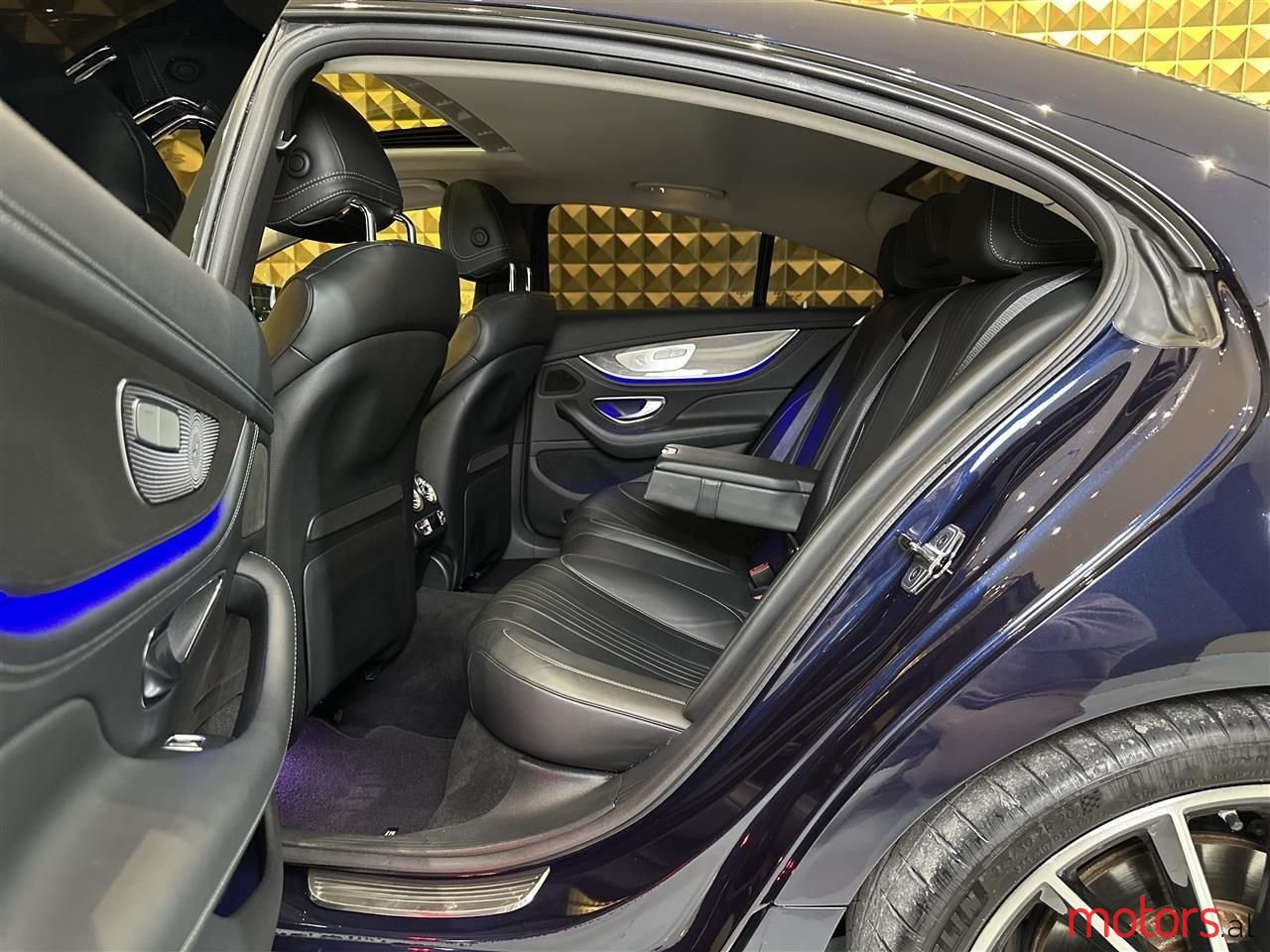 2019' Mercedes-Benz CLS 400 photo #2