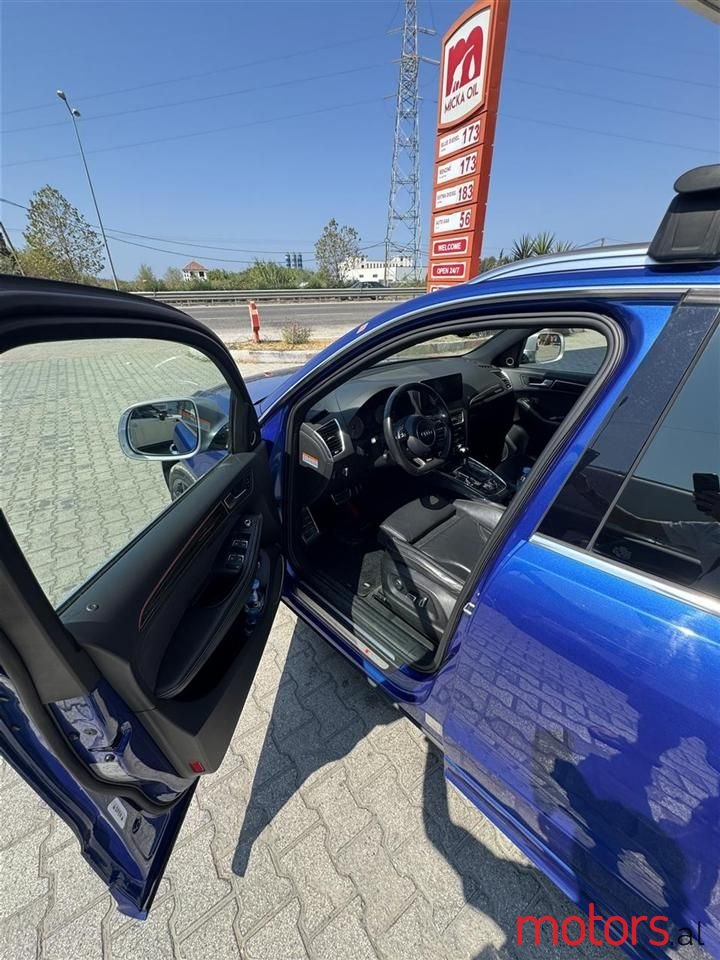 2015' Audi SQ5 photo #4