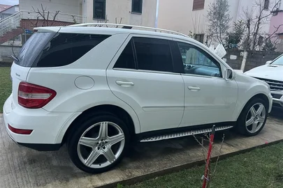 2011' Mercedes-Benz ML 350
