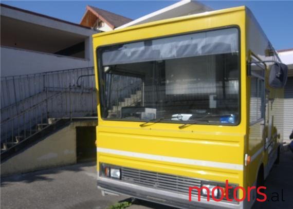 2010' Mercedes-Benz photo #1