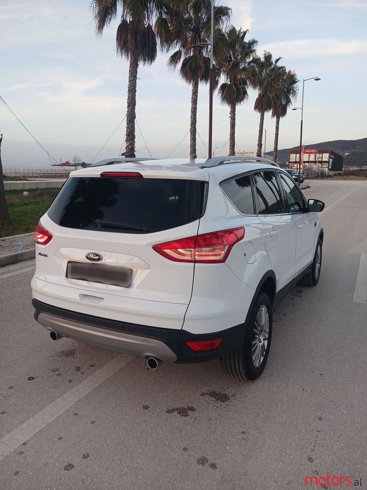 2014' Ford Kuga photo #4