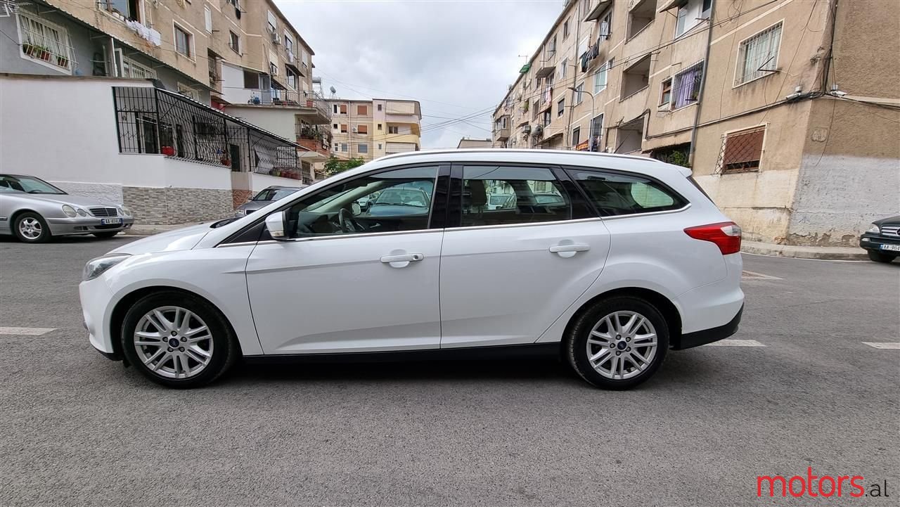 2012' Ford Focus photo #3