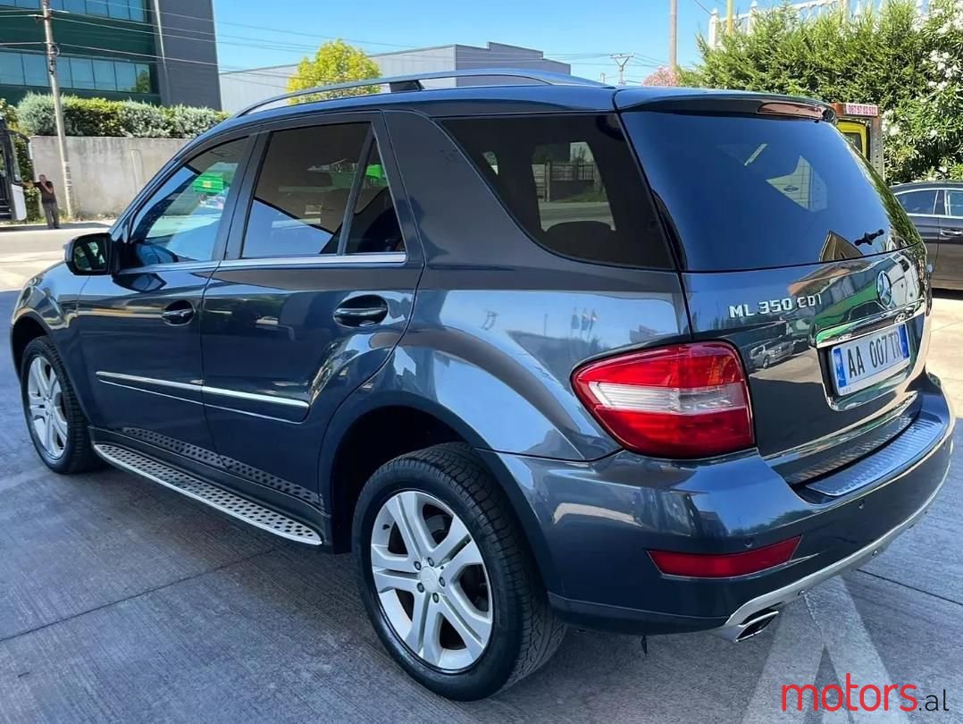2010' Mercedes-Benz ML 350 photo #3