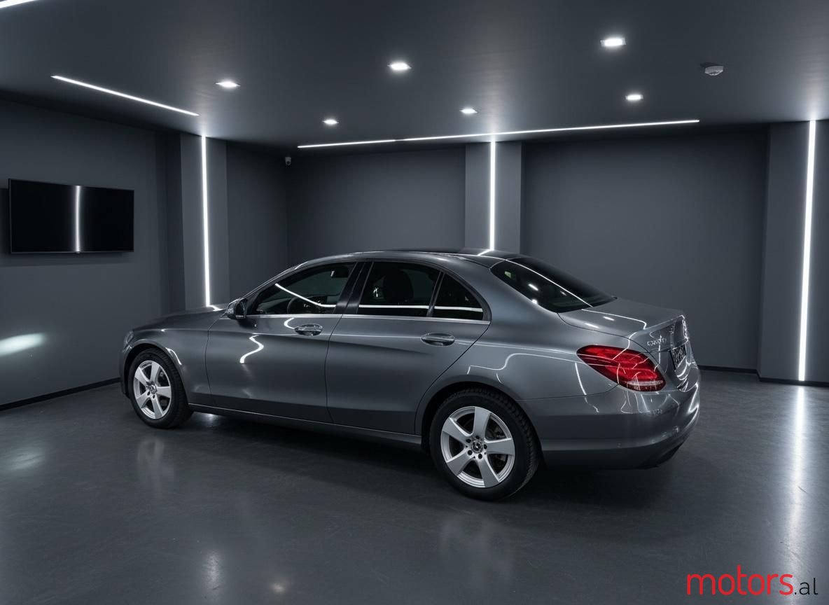 2018' Mercedes-Benz C 200 photo #6